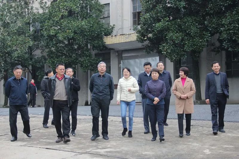 上海市政协副主席、上海工商联主席王志雄一行专程到润思祁红参观指导